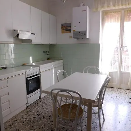 Apartment Comodo Al Mare